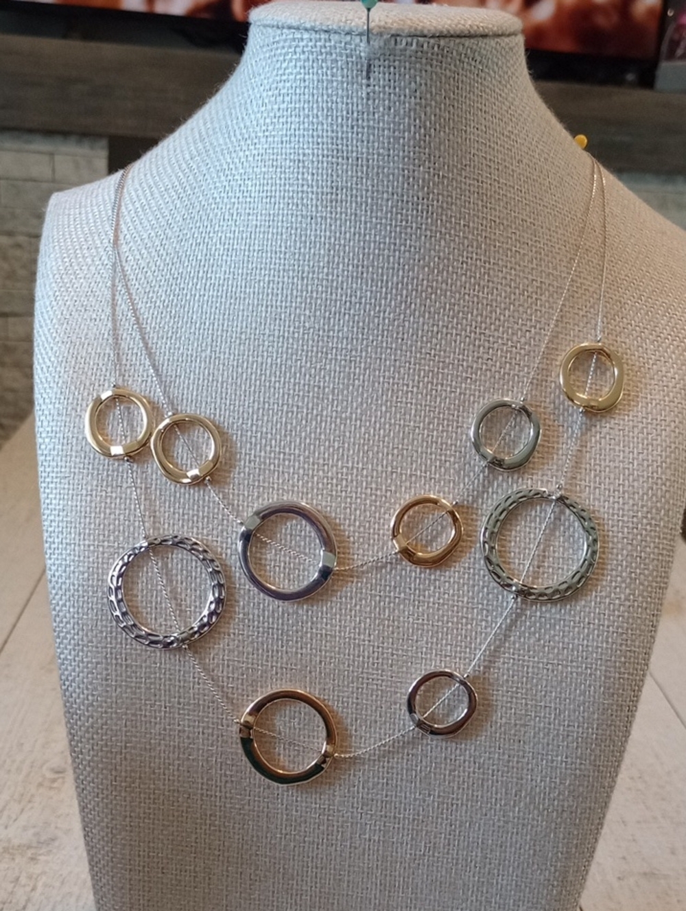 paparazzi Two-Tone Layered Circle Link Necklace - Gold & Silver